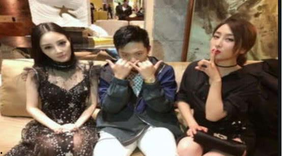 娱乐圈吃瓜群众微博,揭秘明星幕后故事，揭秘娱乐圈真相